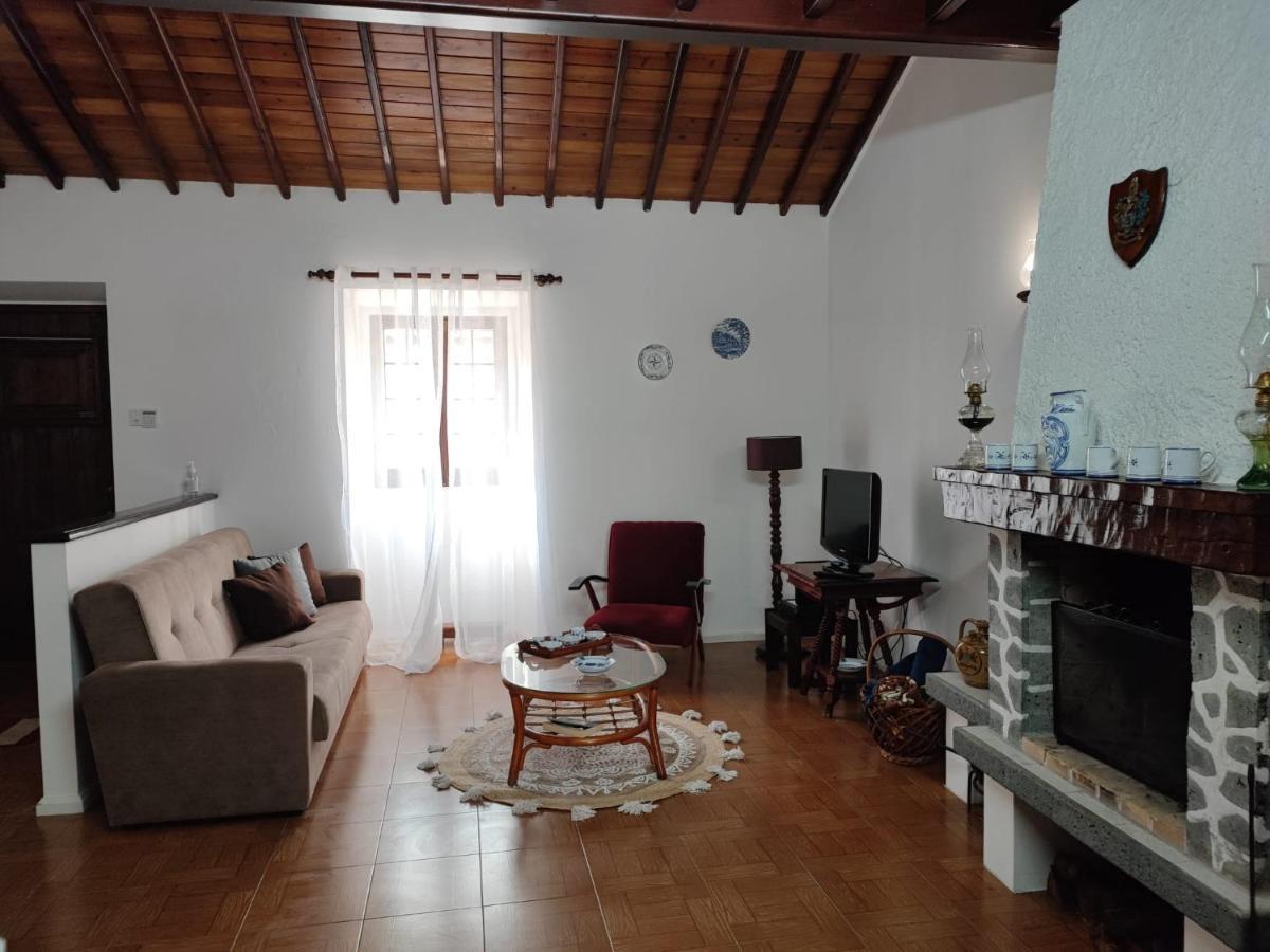 Vila Das Rosas Фурнаш Екстер'єр фото